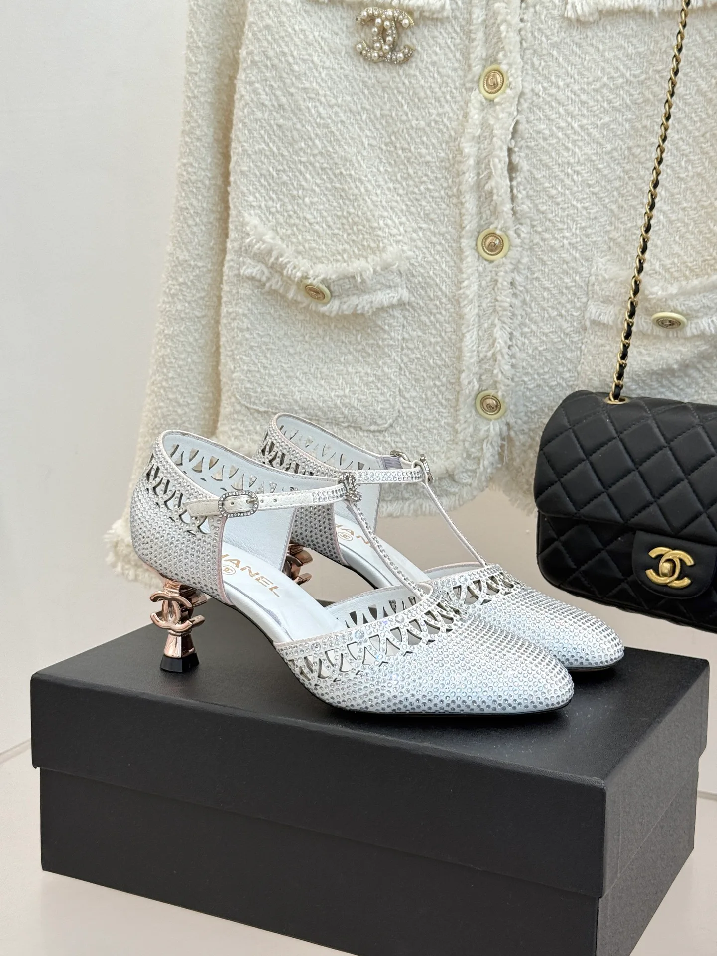 Women's Open-Toe Sandals CHANEL 17425317