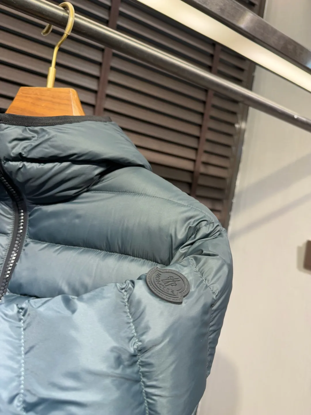 Men's Jackets And Down Jackets MONCLER 18361307