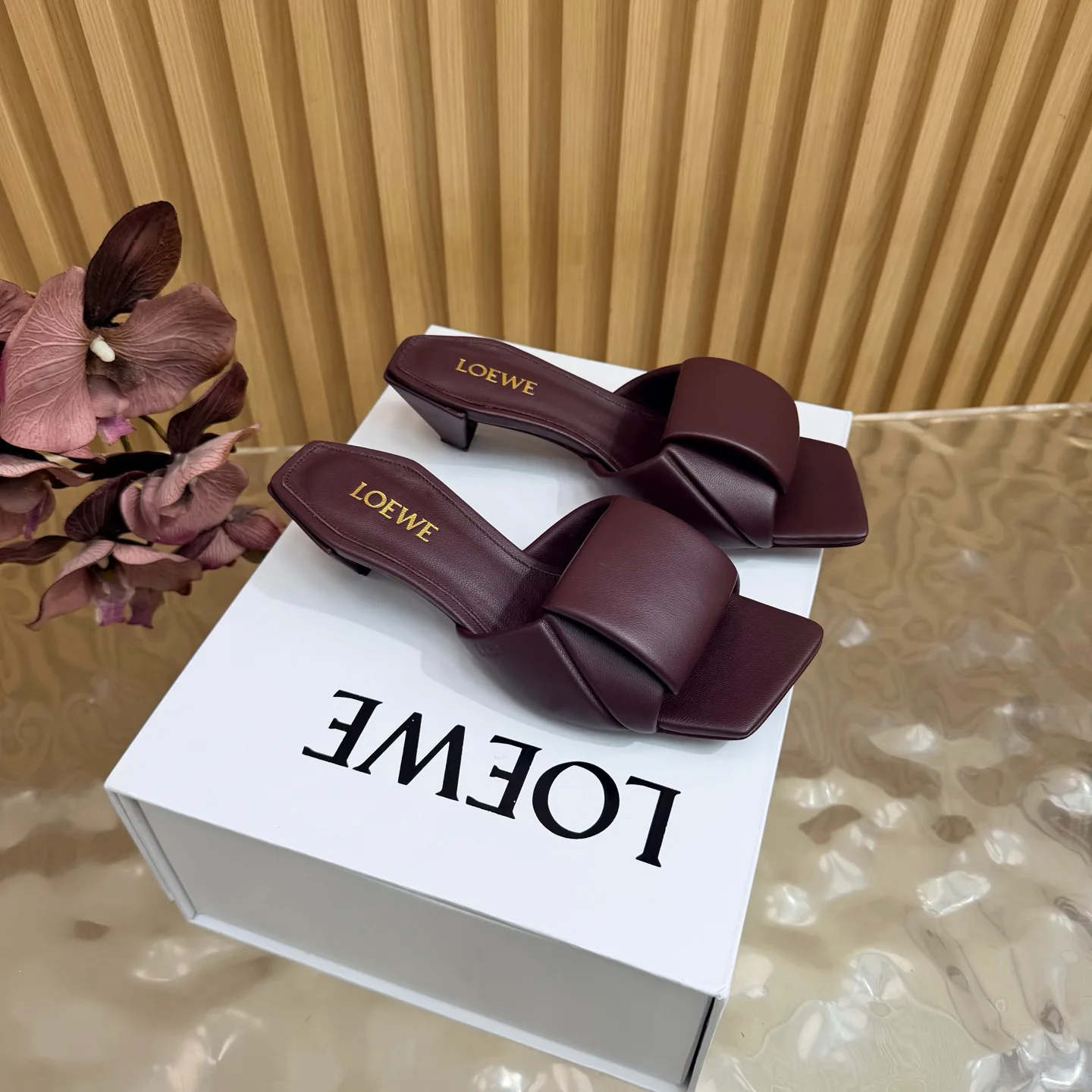 Women's Mules And Clogs LOEWE 18062399