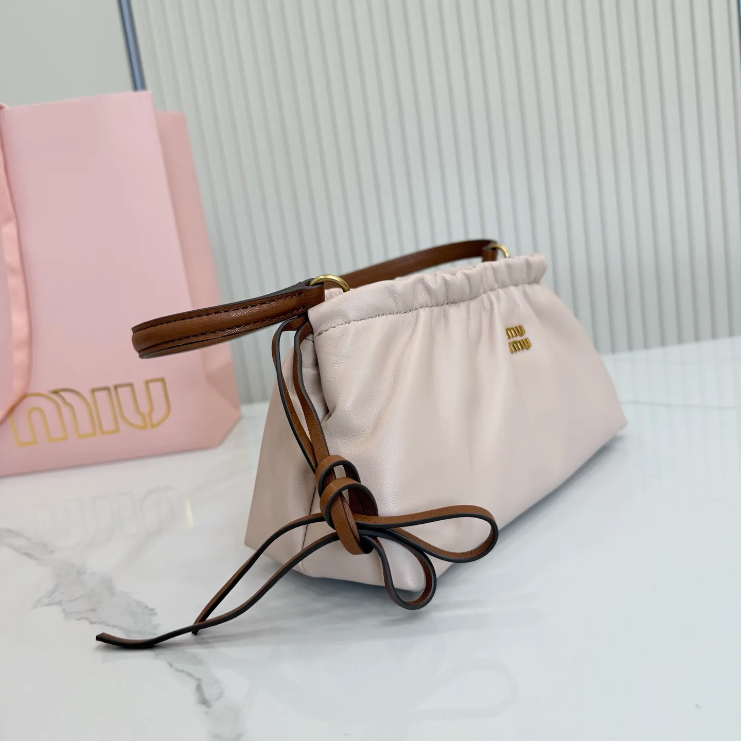 Women's Classic Handbags MIU MIU 17948242