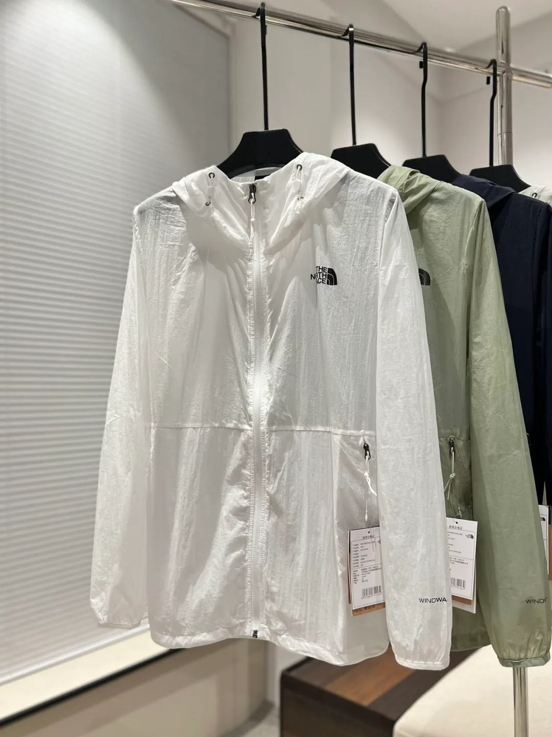 Women's Jackets And Down Jackets THE NORTH FACE 17235476