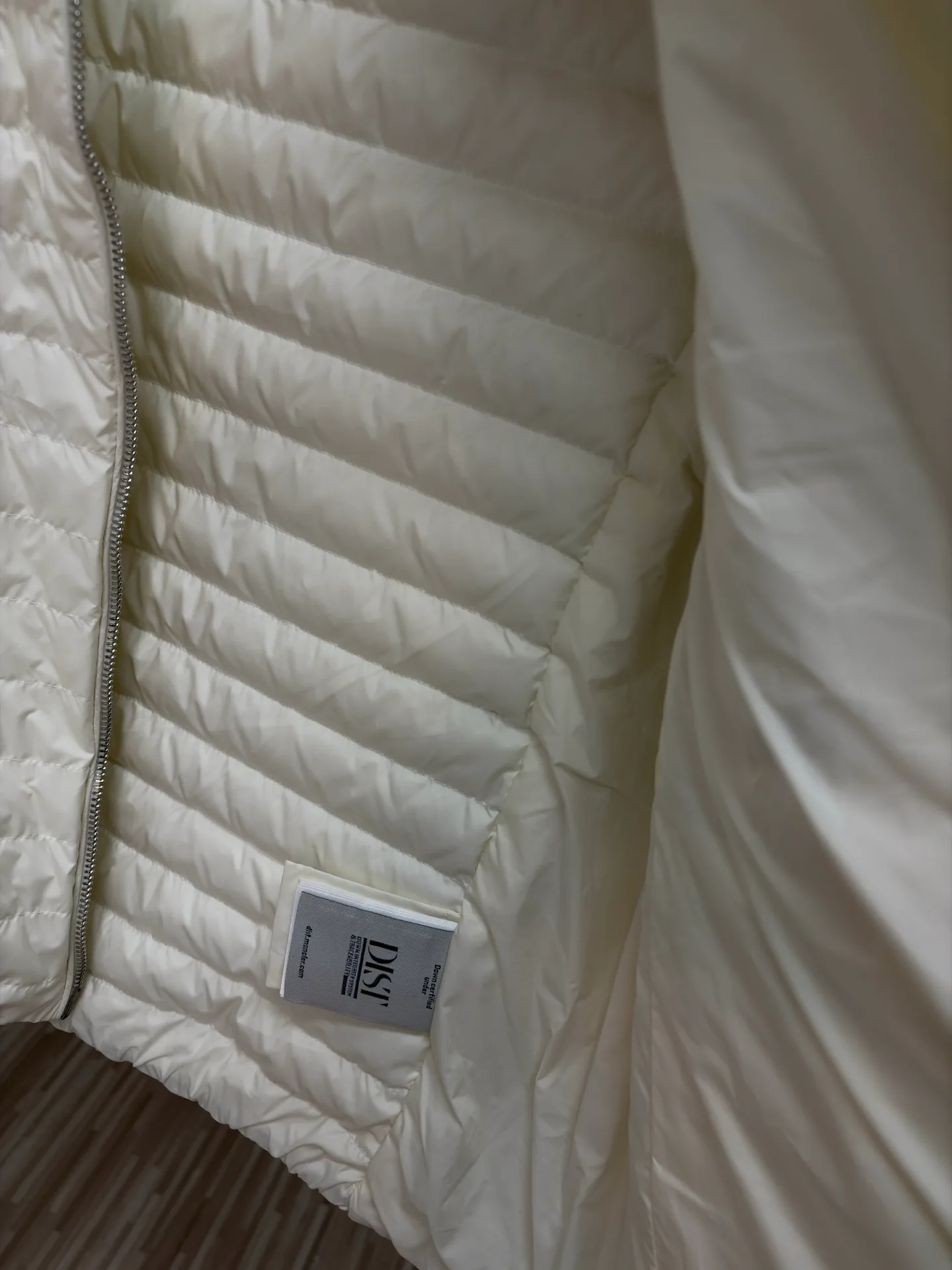 Men's Jackets And Down Jackets MONCLER 18029585