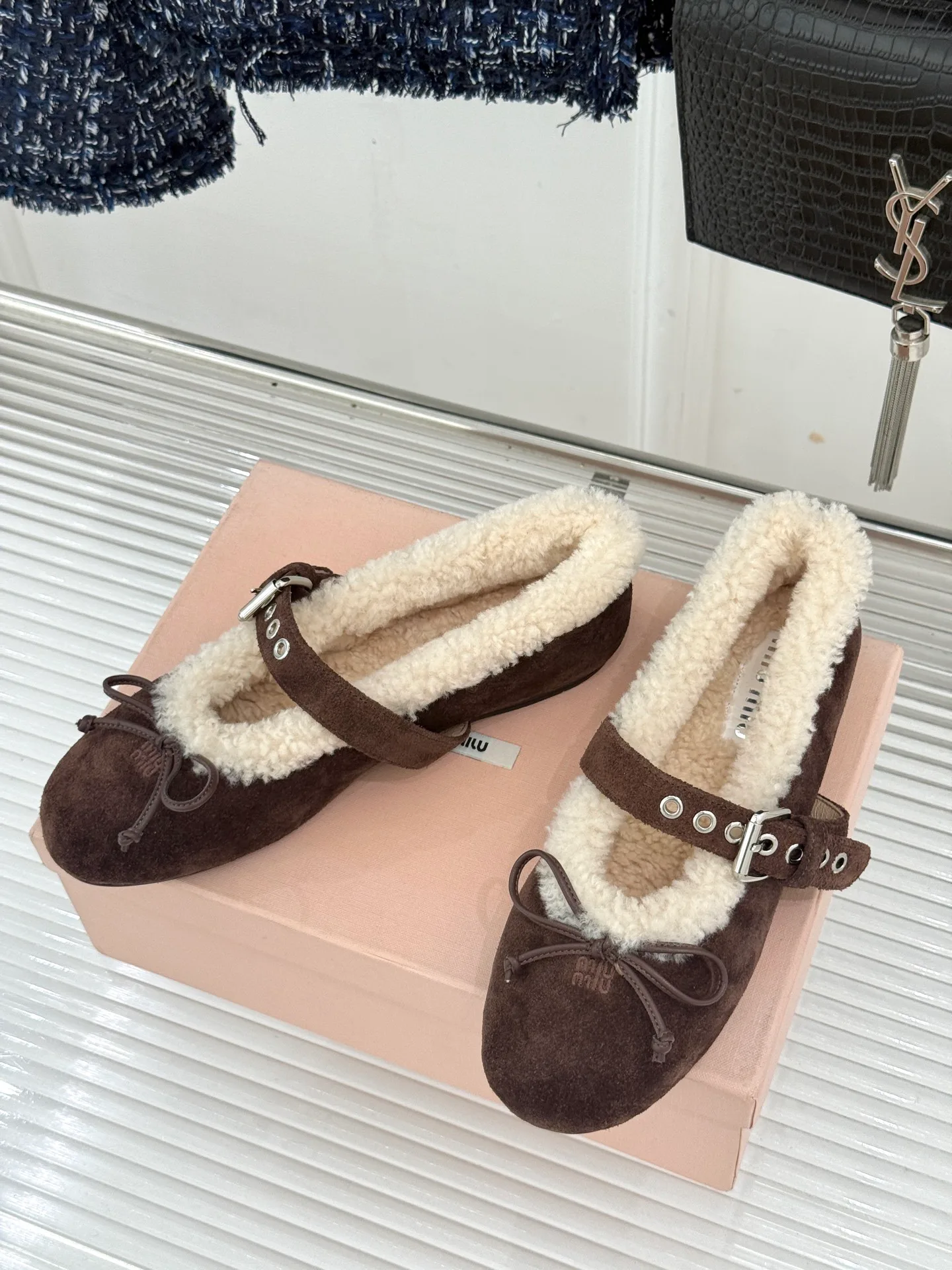 Women's Ballet Flats MIU MIU 17877387