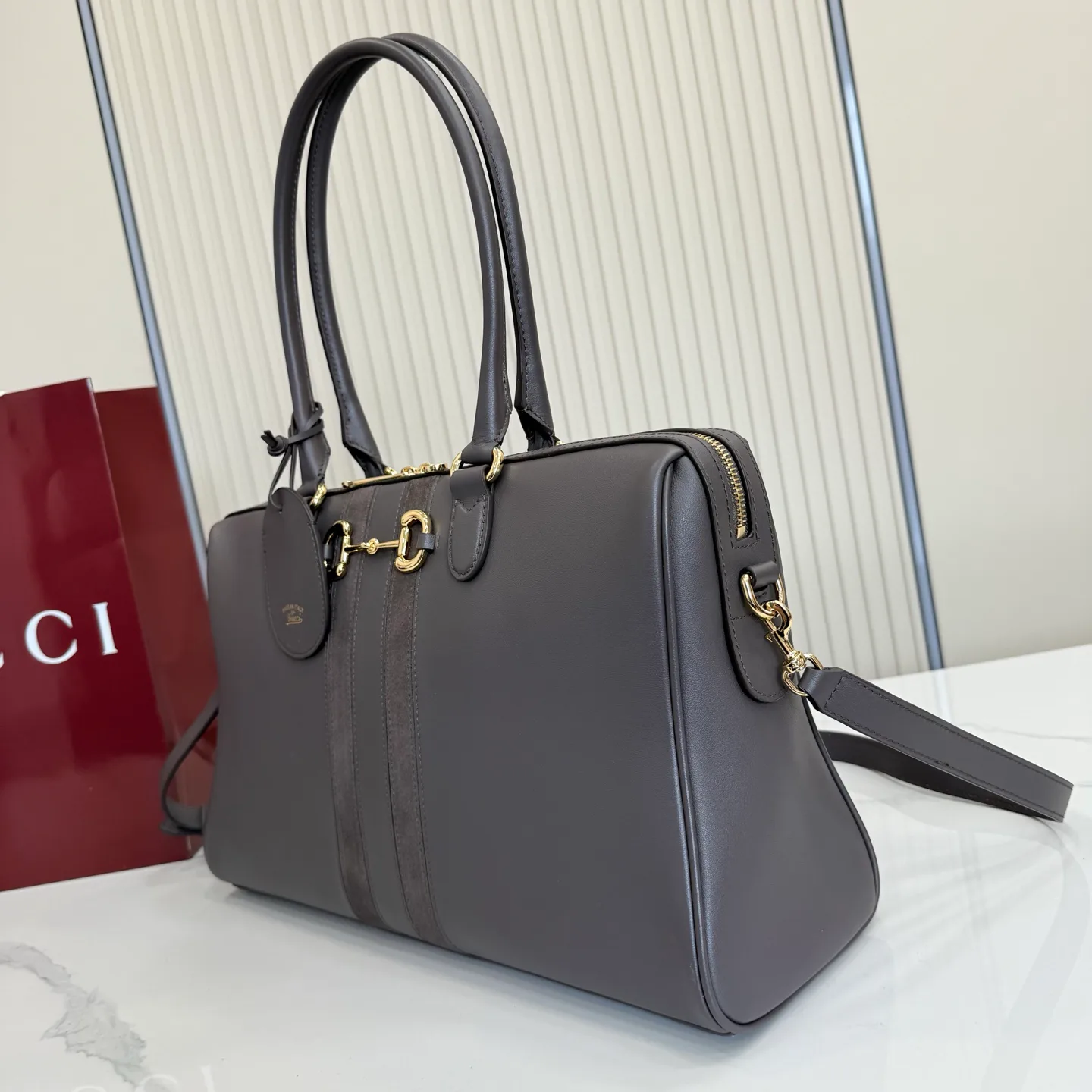 Классические Сумки Женские Gucci 18560378