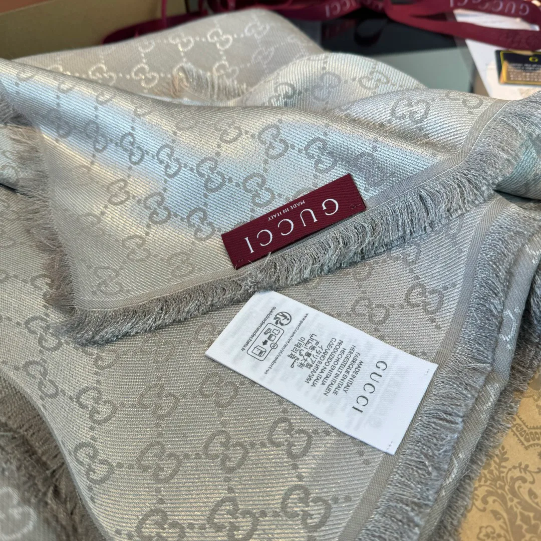 Scarves GUCCI 18275078
