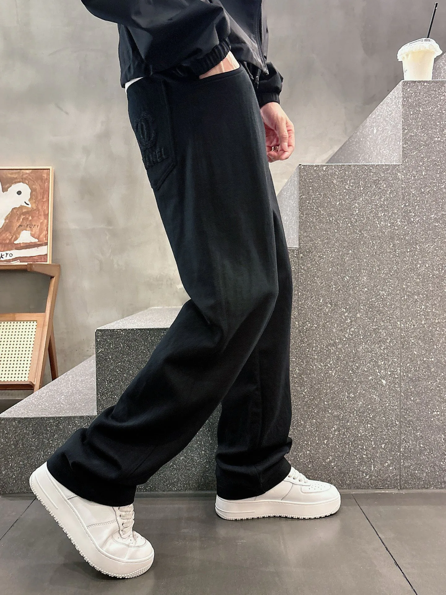Men's Trousers CHANEL 18399254