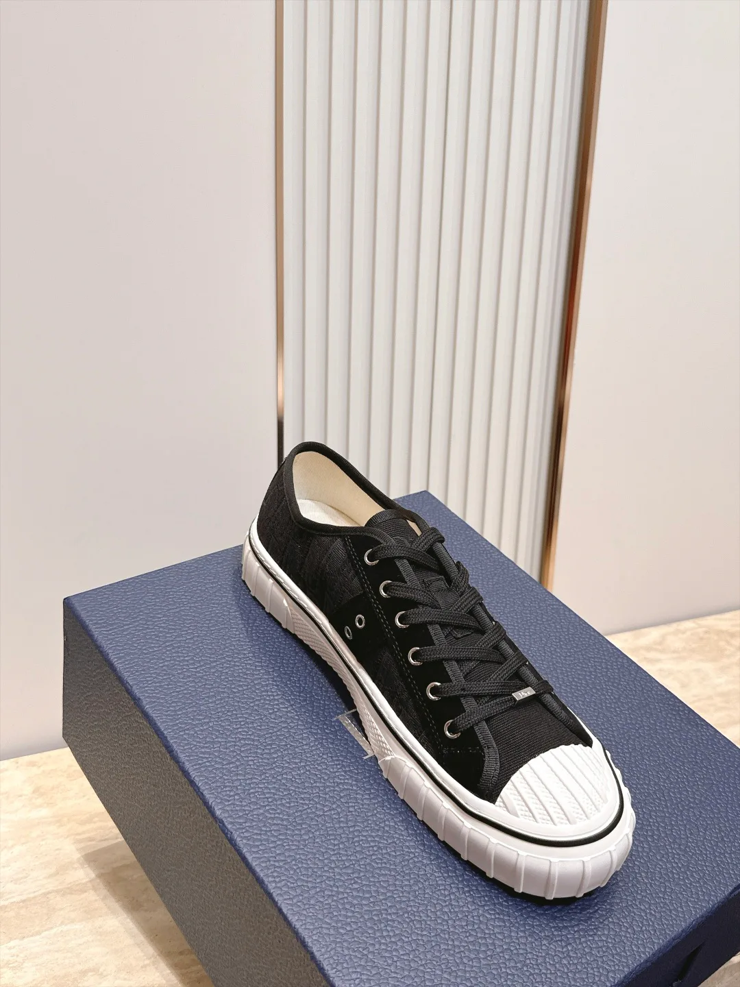 Women's Sneakers CHRISTIAN DIOR 18083921
