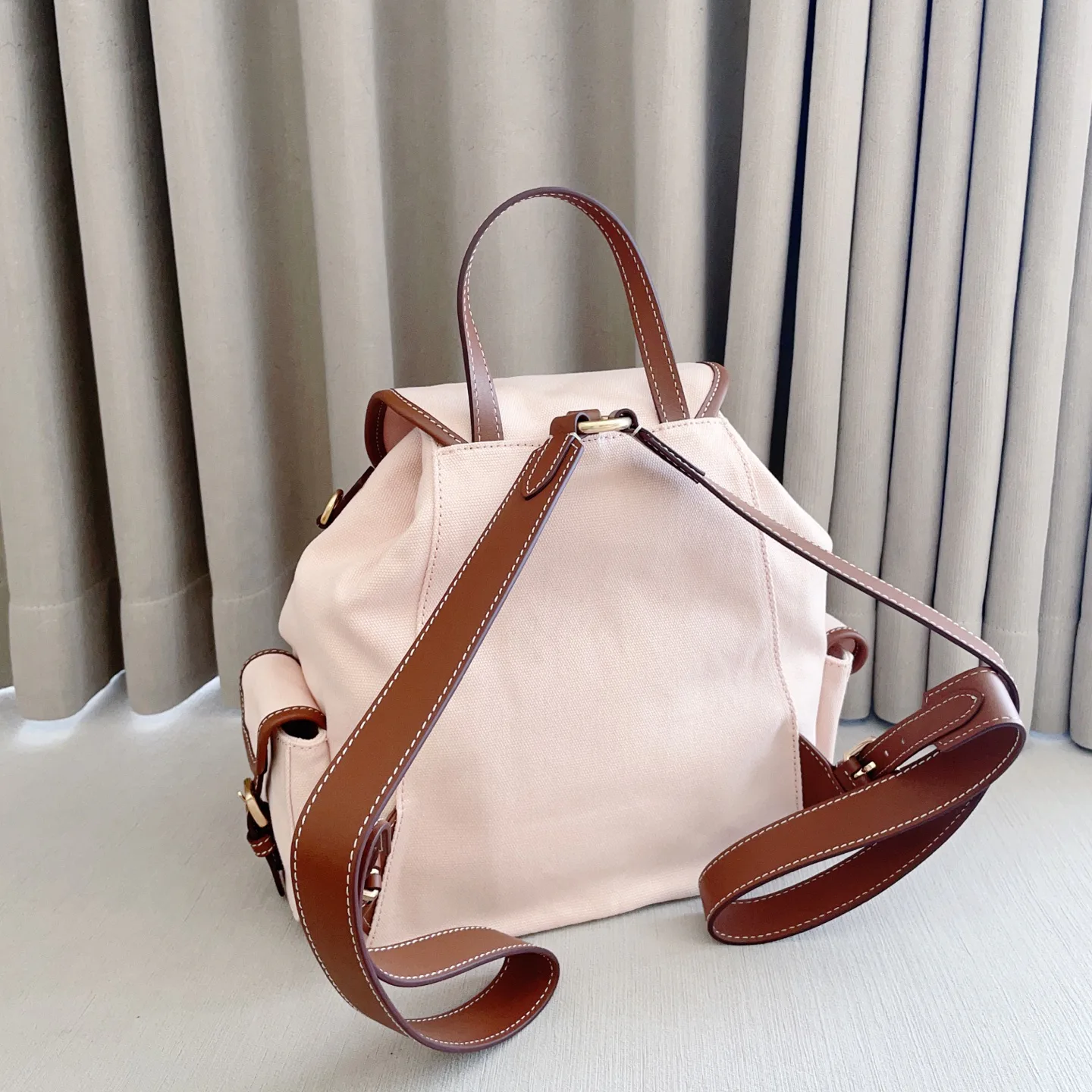 Рюкзаки Женские Miu Miu 18602551