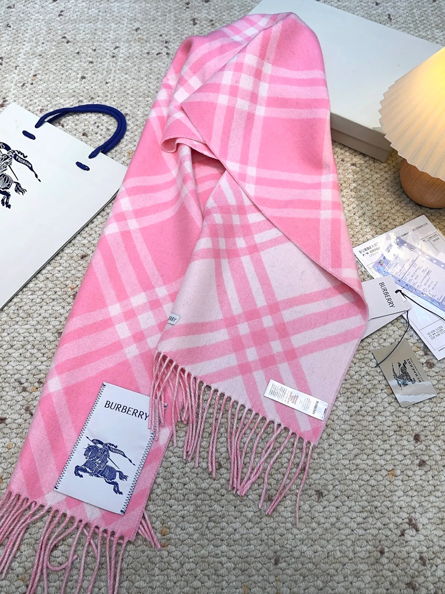 Scarves BURBERRY 18105489