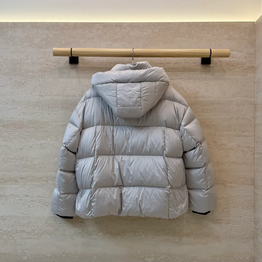 Women's Jackets And Down Jackets PRADA 18226355