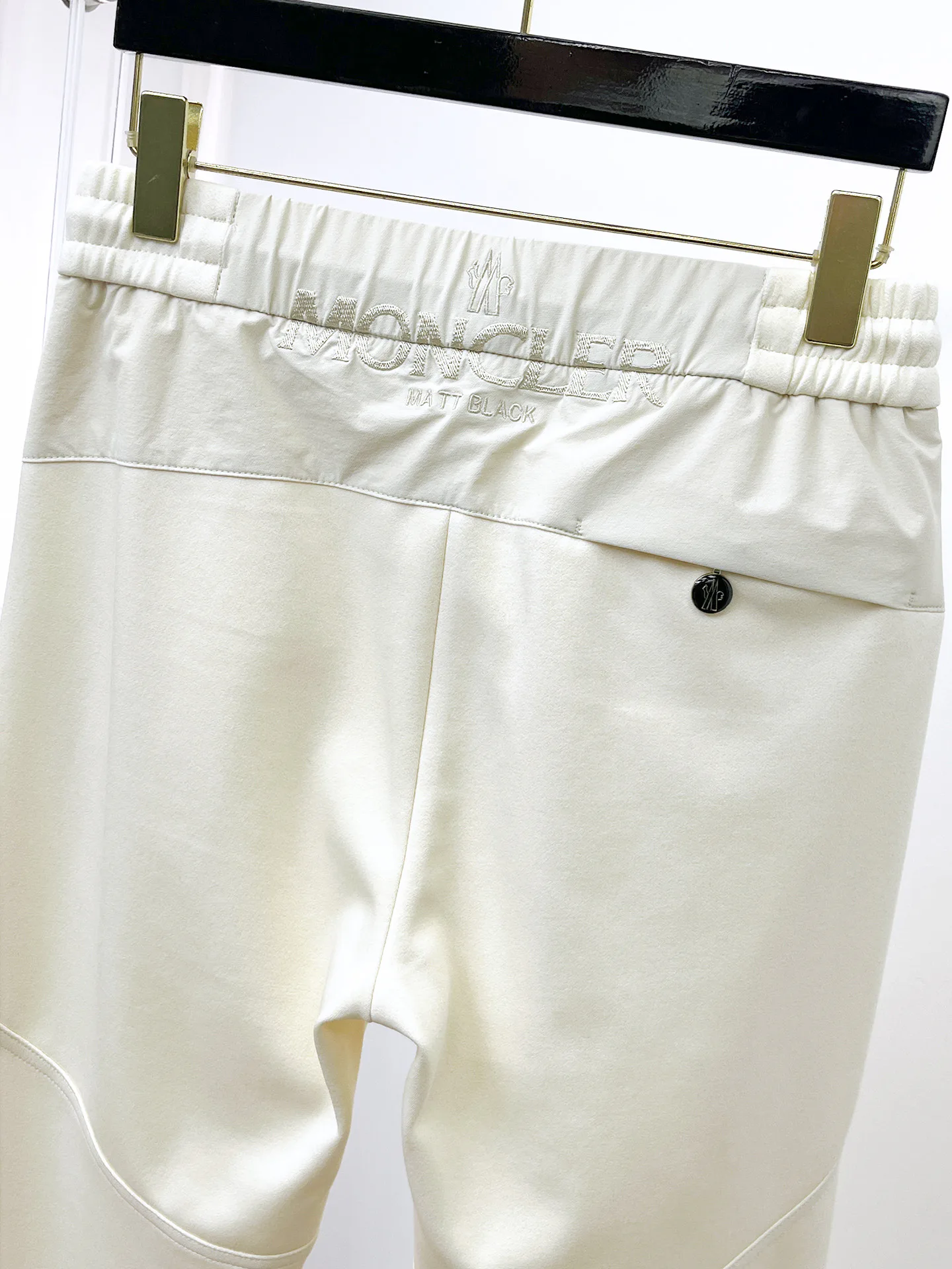Men's Trousers MONCLER 18197368