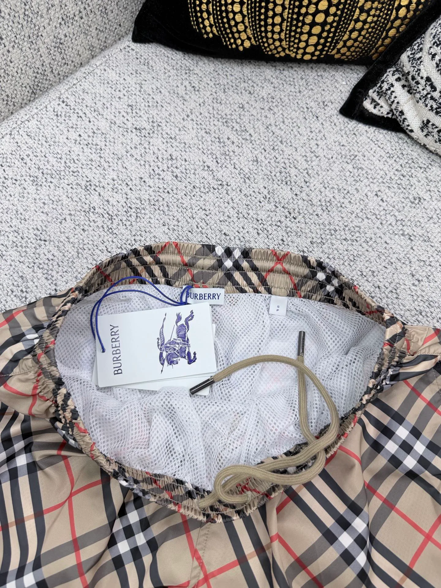 Men's Shorts BURBERRY 18074199