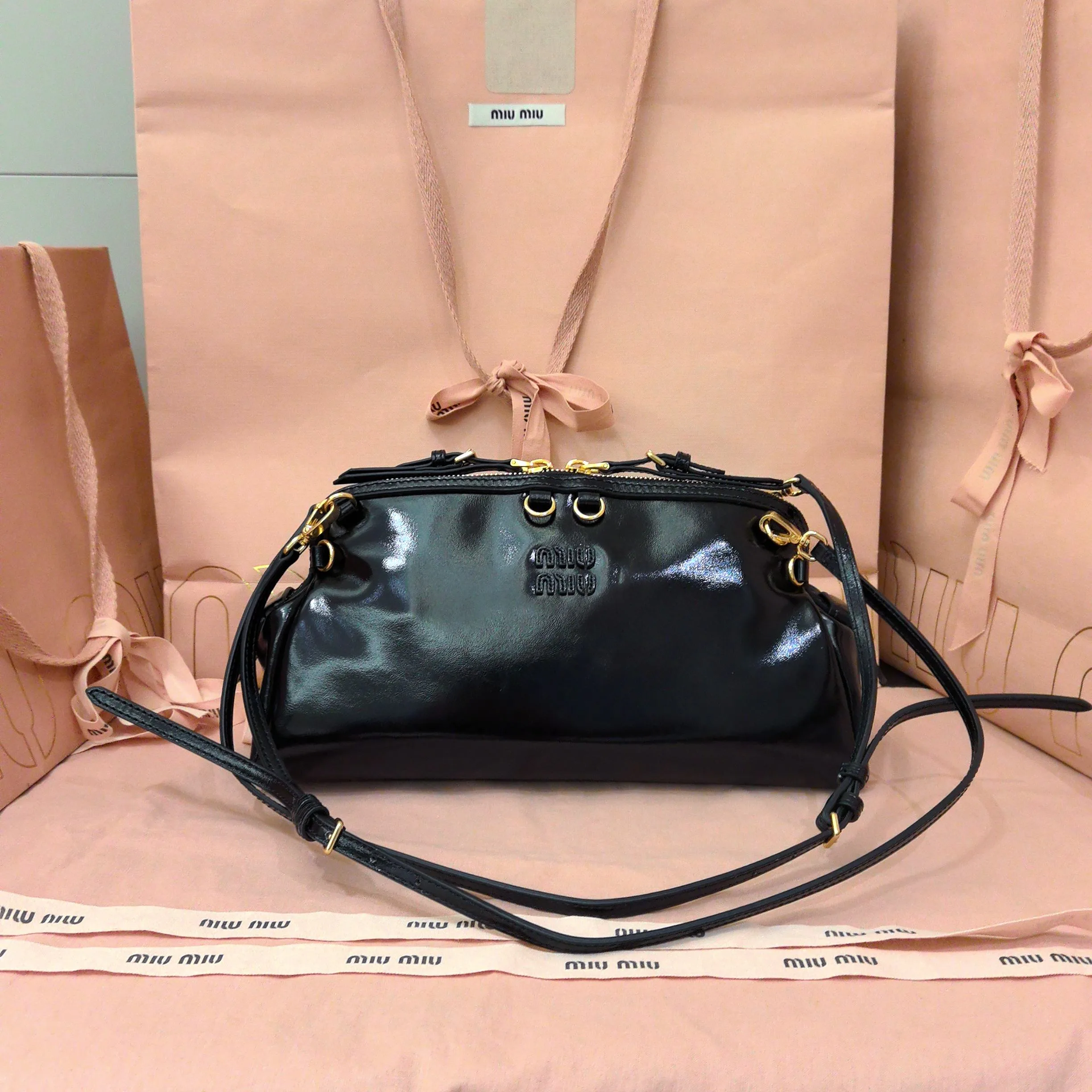 Классические Сумки Женские Miu Miu 18602503
