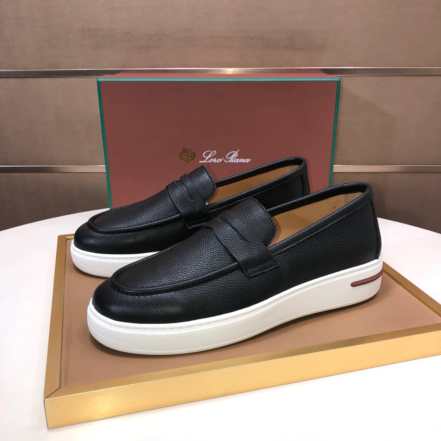 Women's Loafers And Moccasins LORO PIANA 17918055