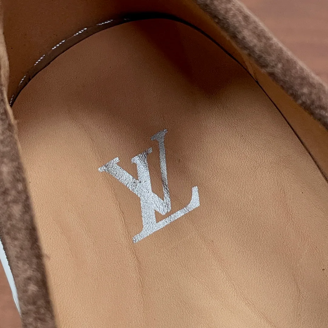 Men's Loafers And Dress Shoes LOUIS VUITTON 17307287