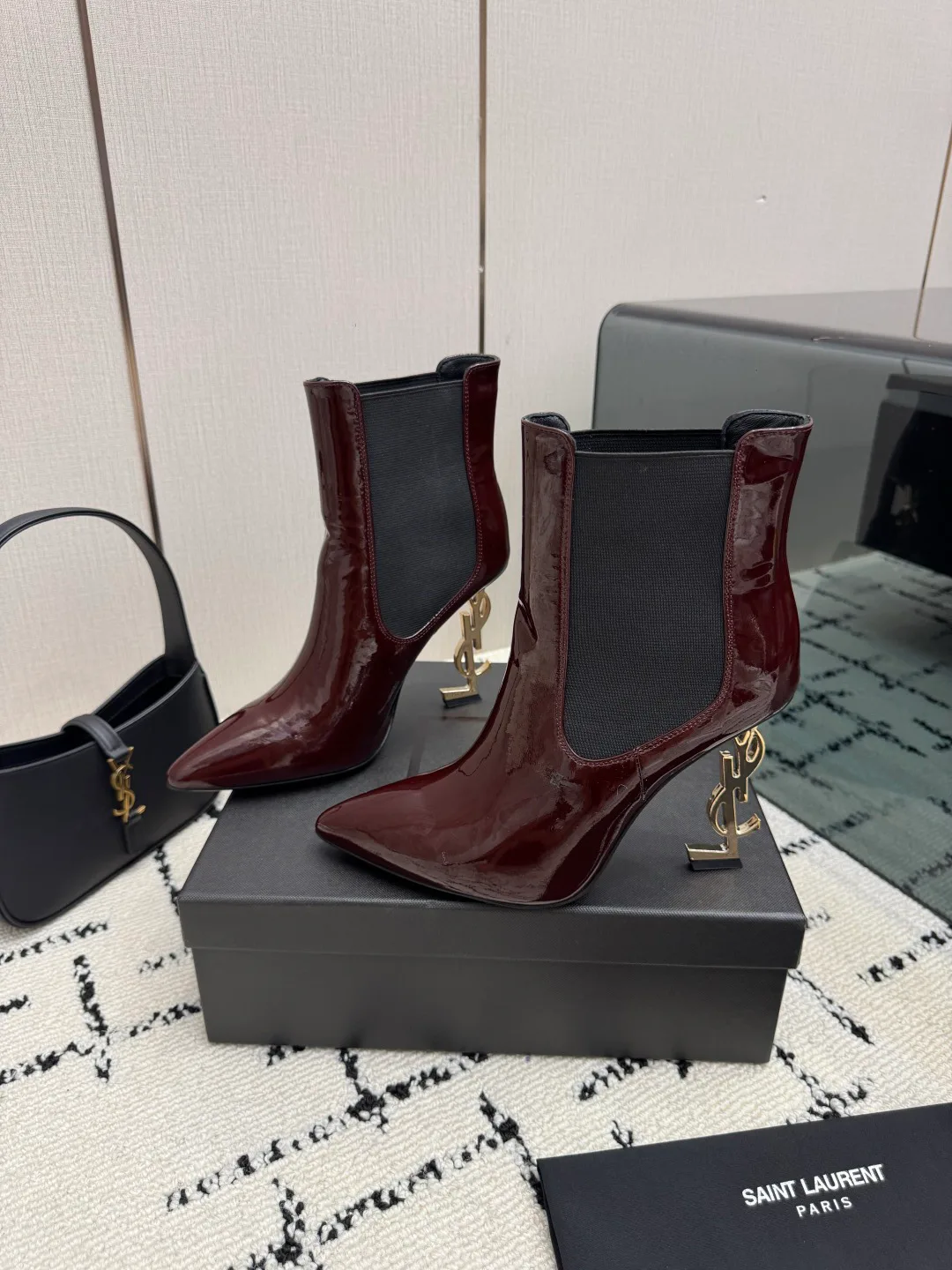 Women's Booties SAINT LAURENT 17854418