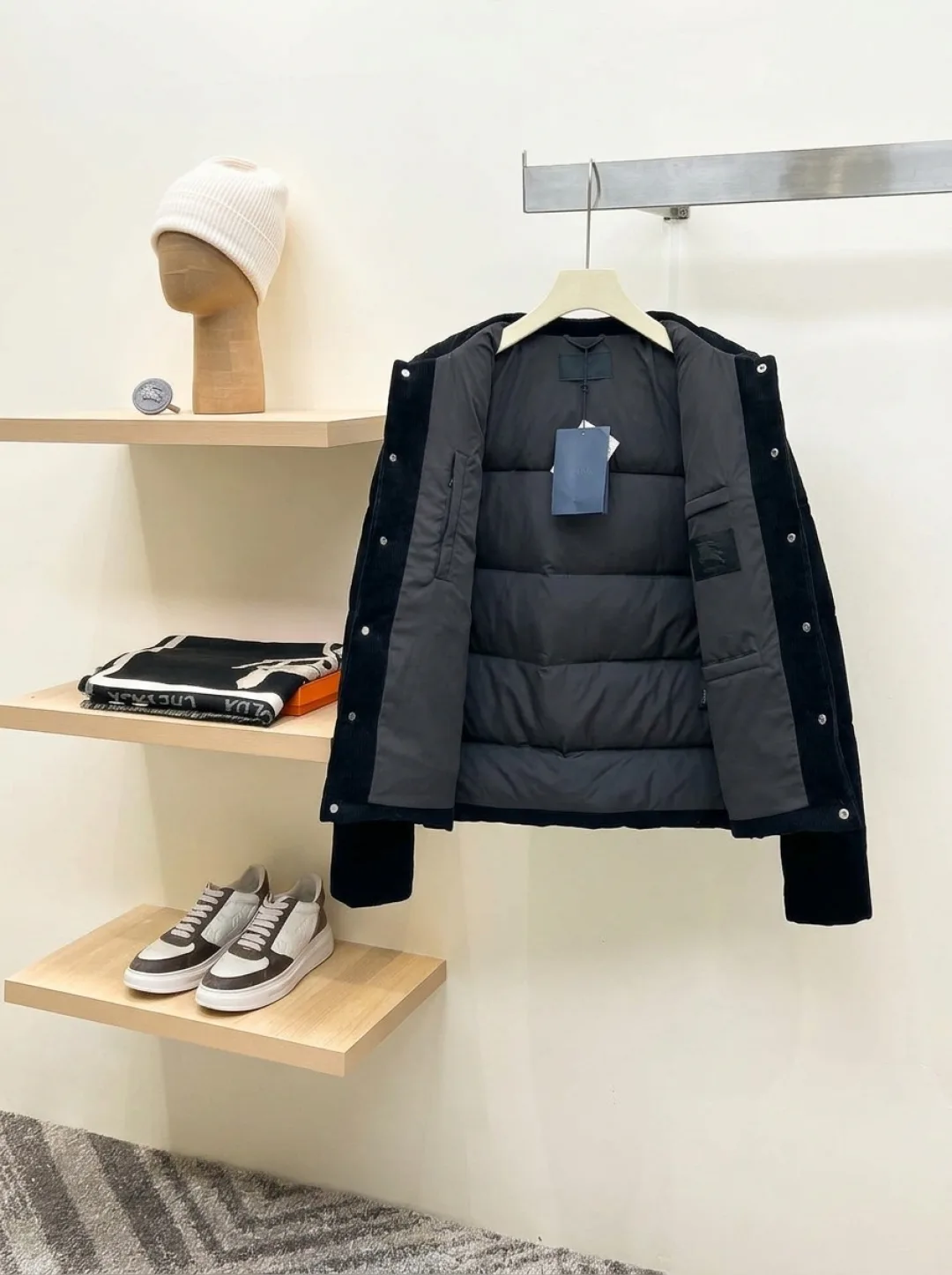 Куртки И Пуховики Мужские Prada 18596636