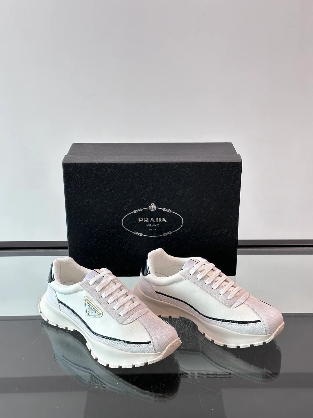 Men's Sneakers PRADA 18500608