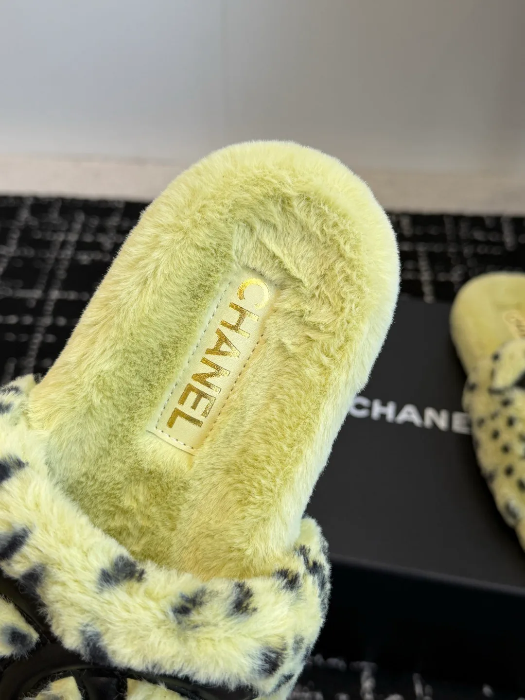 Women's Slippers CHANEL 18053855