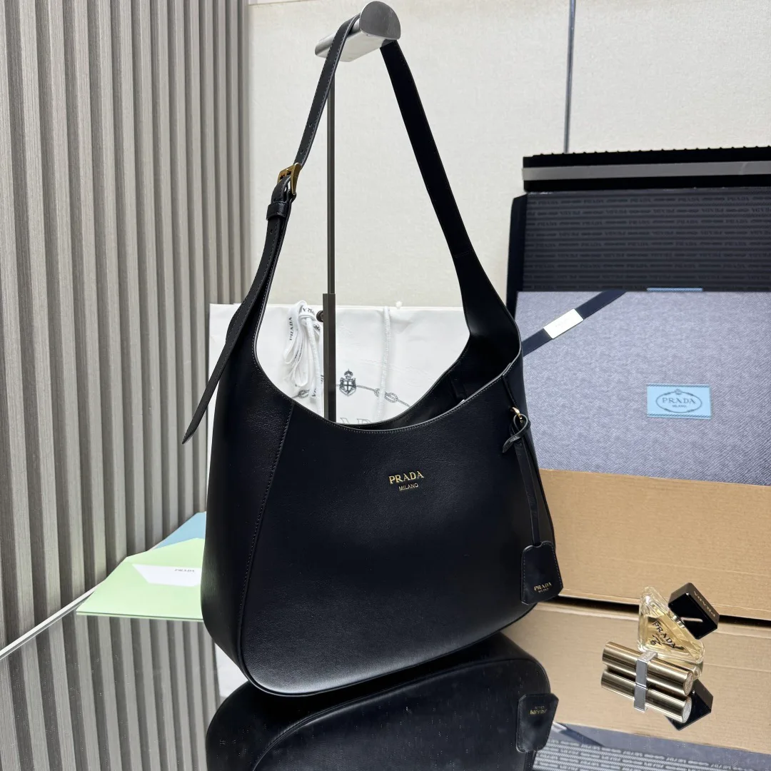 Women's Classic Handbags PRADA 18323045