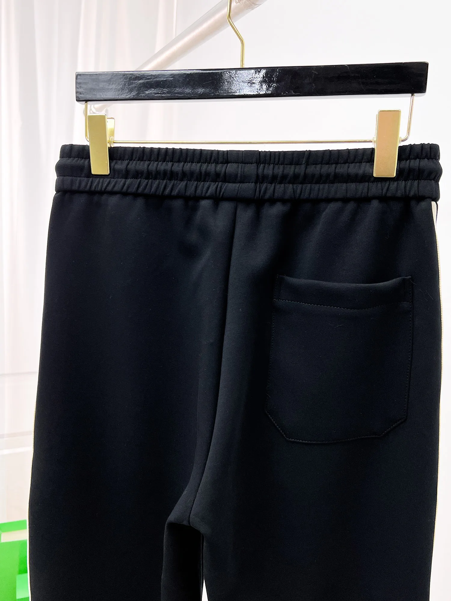 Men's Trousers LOUIS VUITTON 18399265