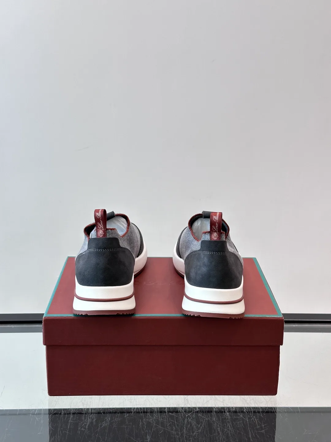 Men's Sneakers LORO PIANA 18500647