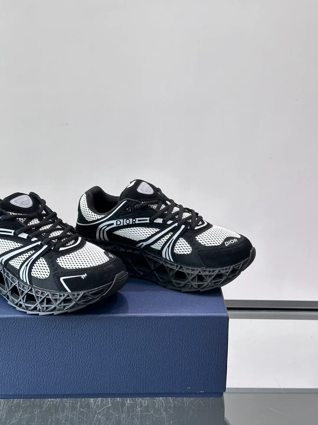 Men's Sneakers CHRISTIAN DIOR 18102579