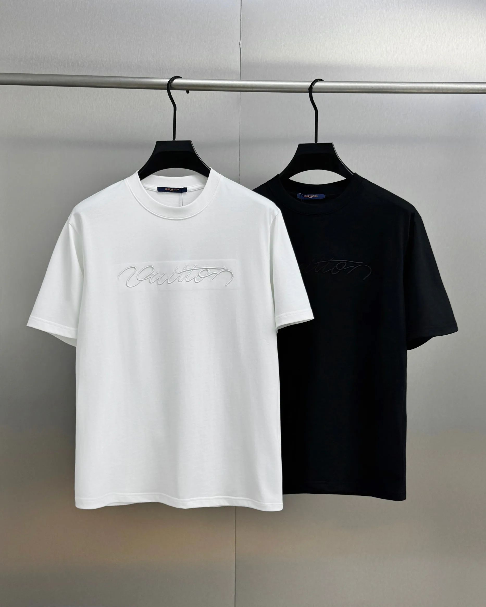 Men's T-Shirts LOUIS VUITTON 17510437