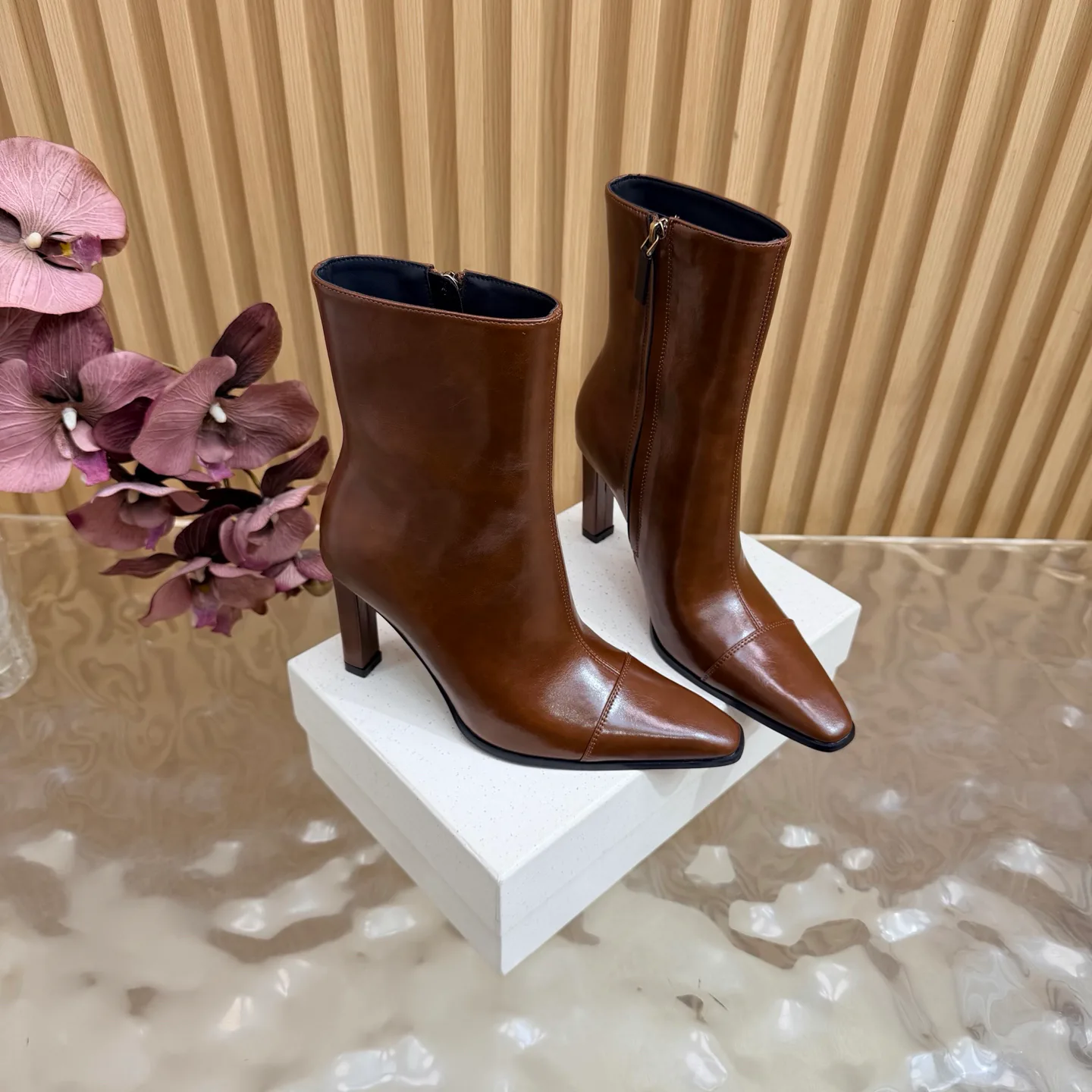 Women's Booties SAINT LAURENT 18508923