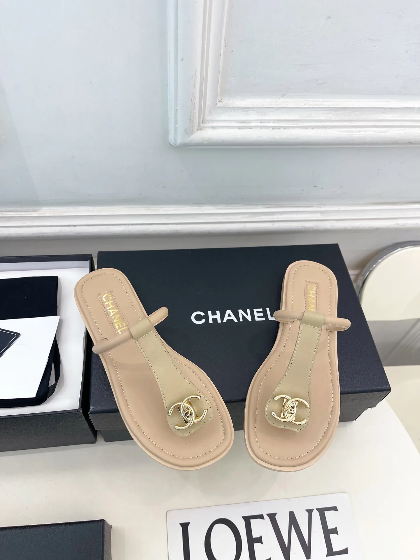 Women's Flip-Flops CHANEL 17506918