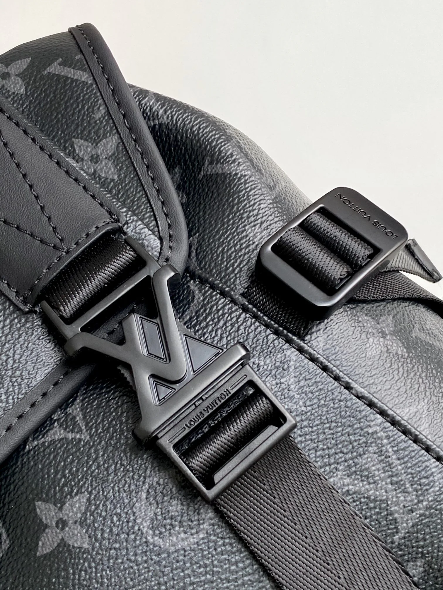 Women's Backpacks LOUIS VUITTON 17904104