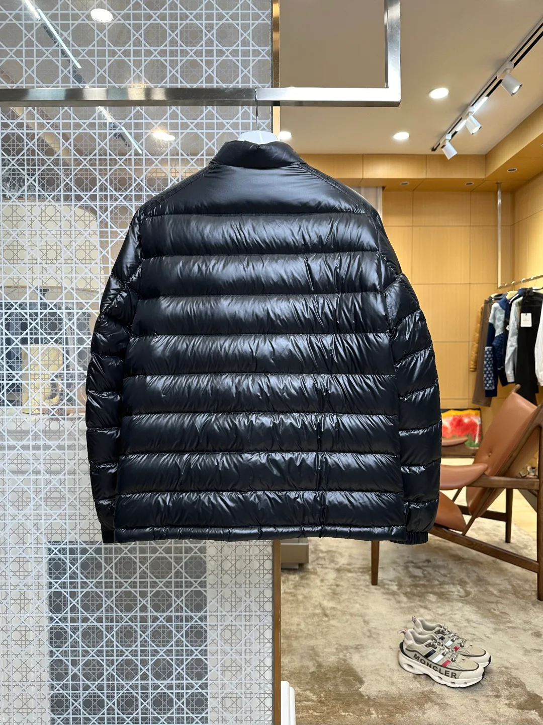 Men's Jackets And Down Jackets MONCLER 18260879