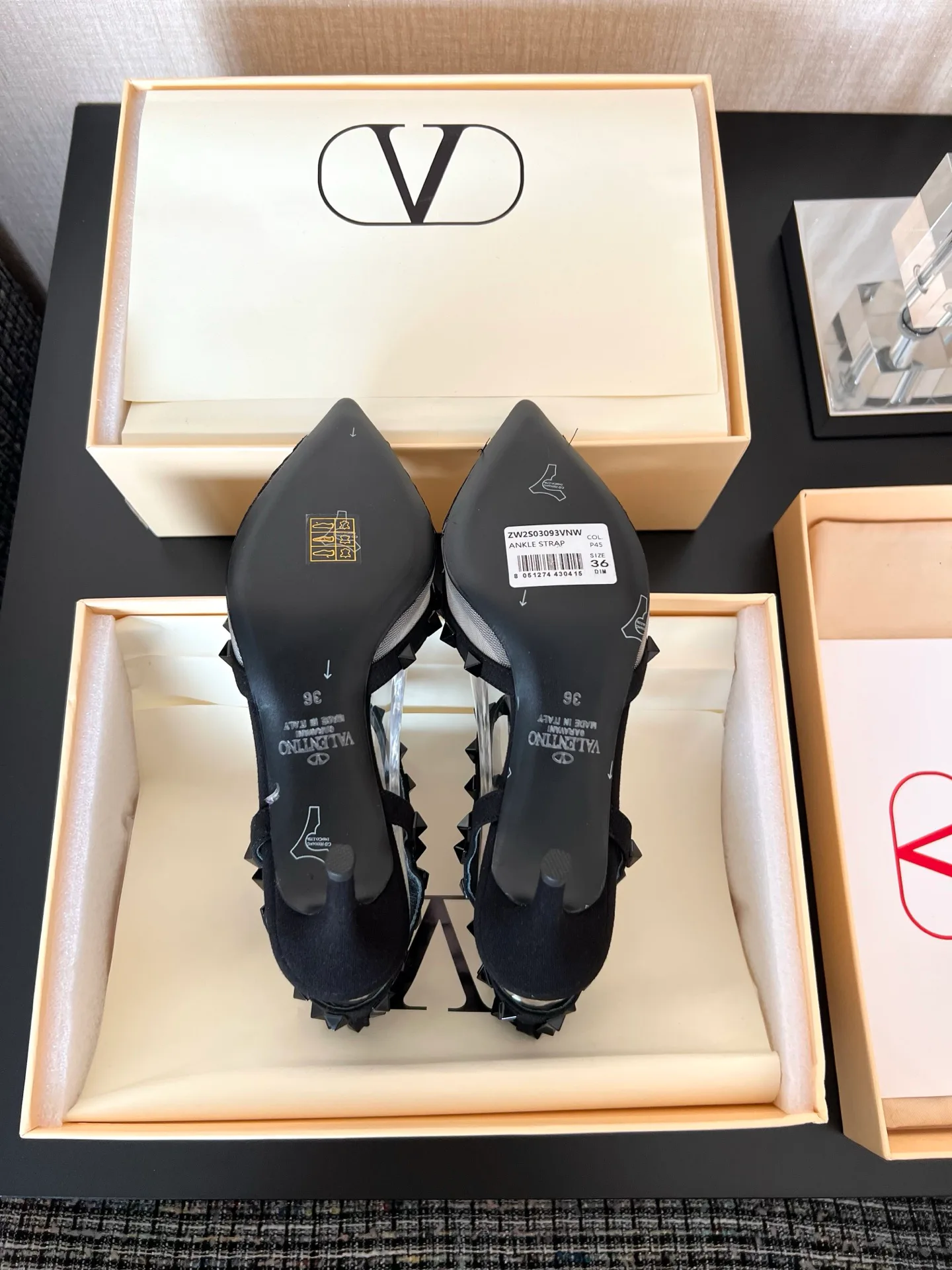 Women's Heels VALENTINO 17480163