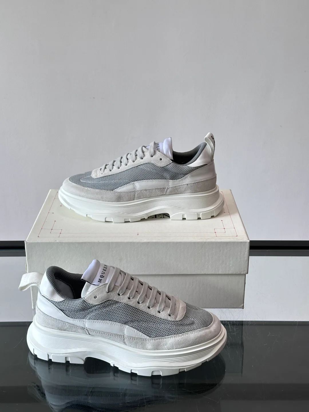 Women's Sneakers ALEXANDER MCQUEEN 17328783