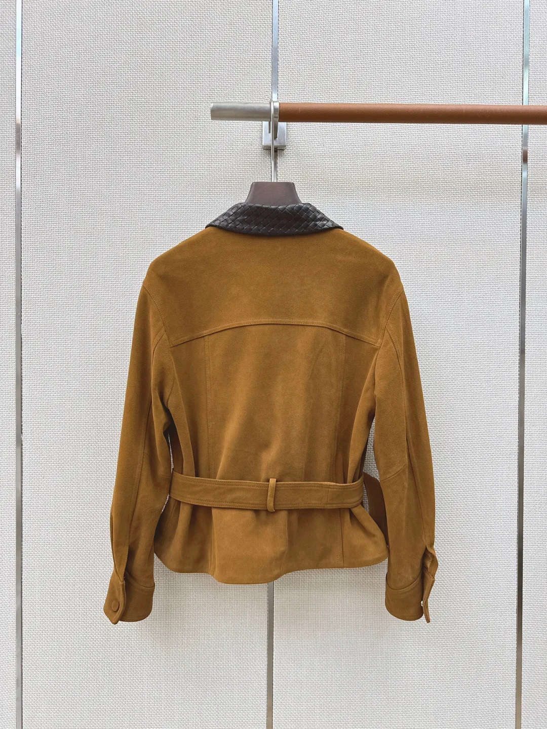 Women's Leather Jackets And Sheepskin Coats BOTTEGA VENETA 18094453