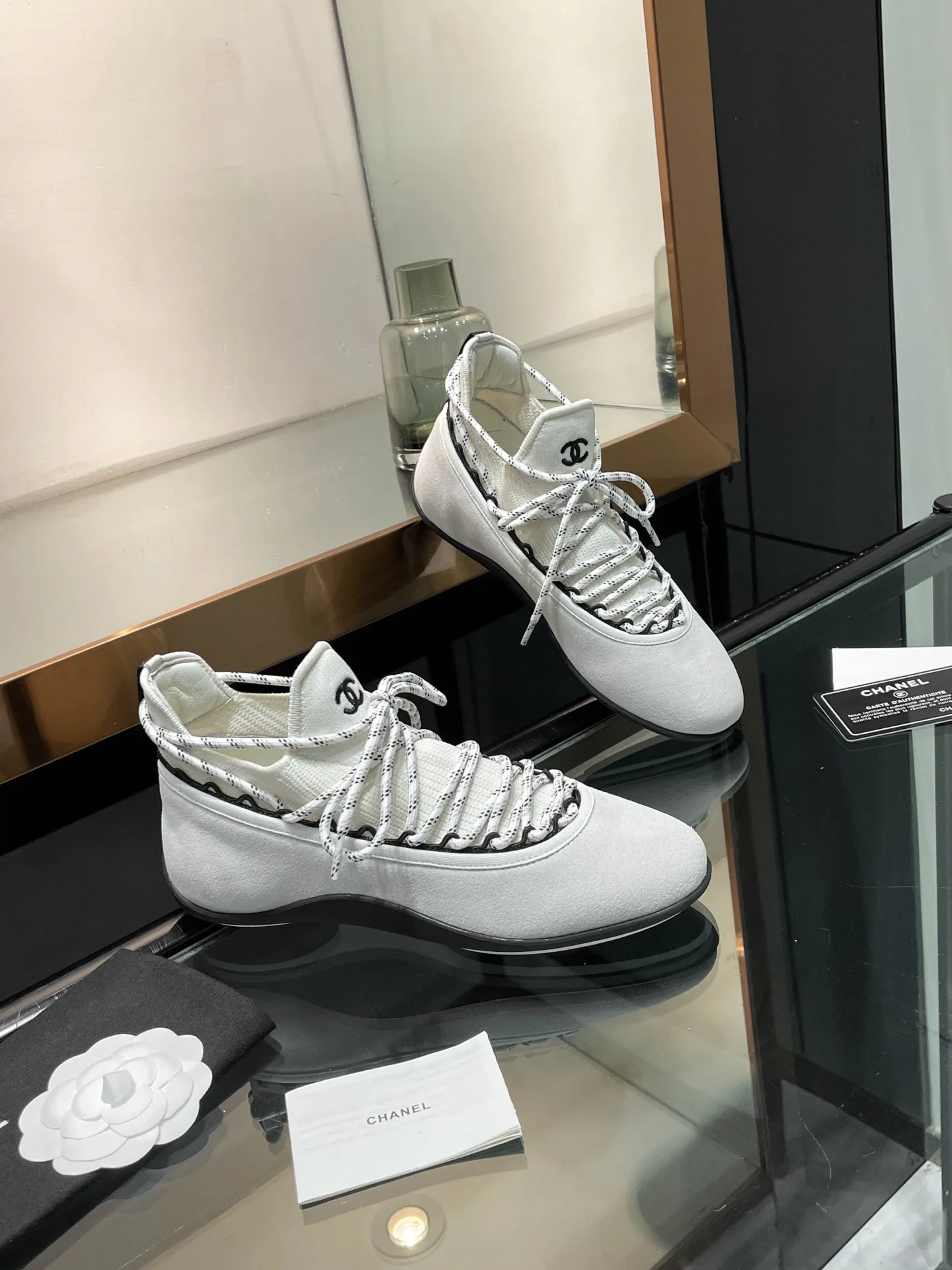Women's Sneakers CHANEL 17934444