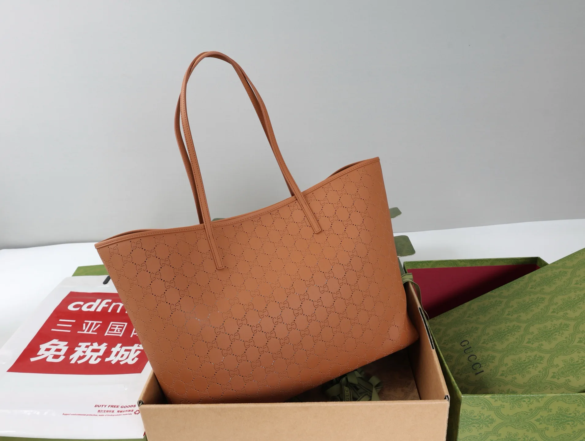 Women's Classic Handbags GUCCI 18065338