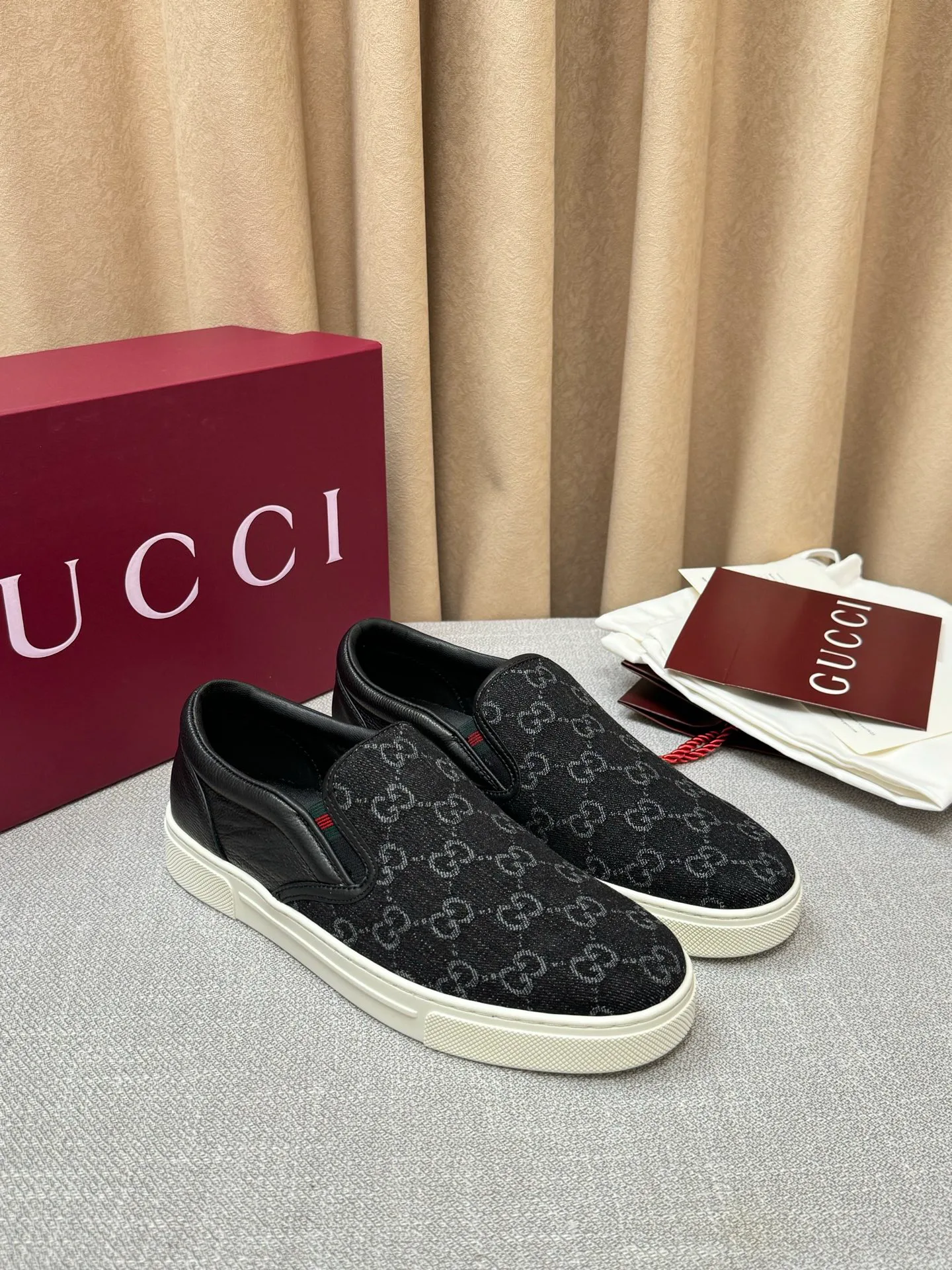 Men's Sneakers GUCCI 17620470