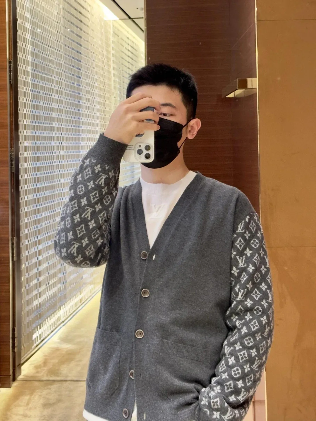 Men's Jumpers And Sweaters LOUIS VUITTON 17740874