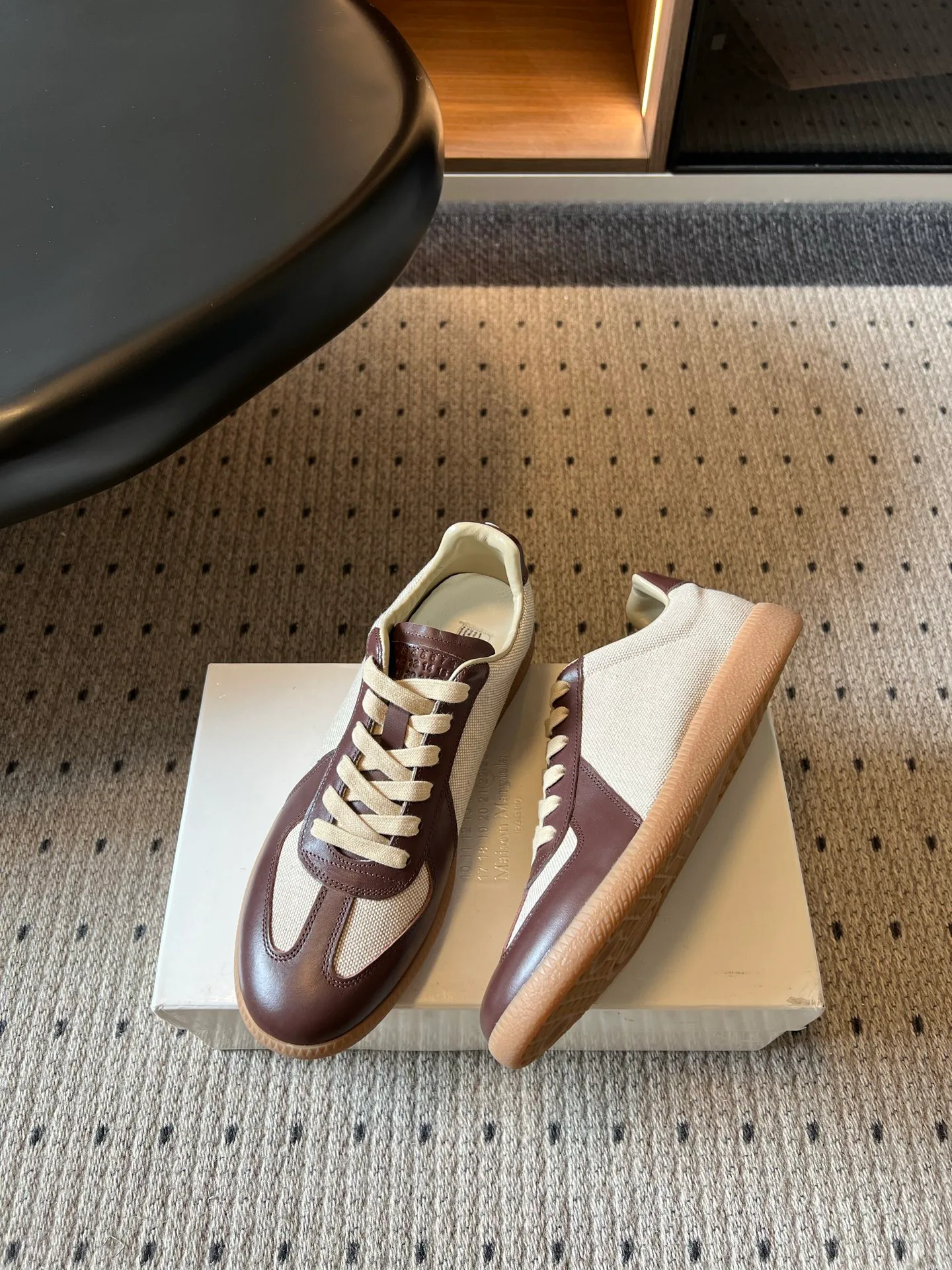 Women's Sneakers MAISON MARGIELA 17568932