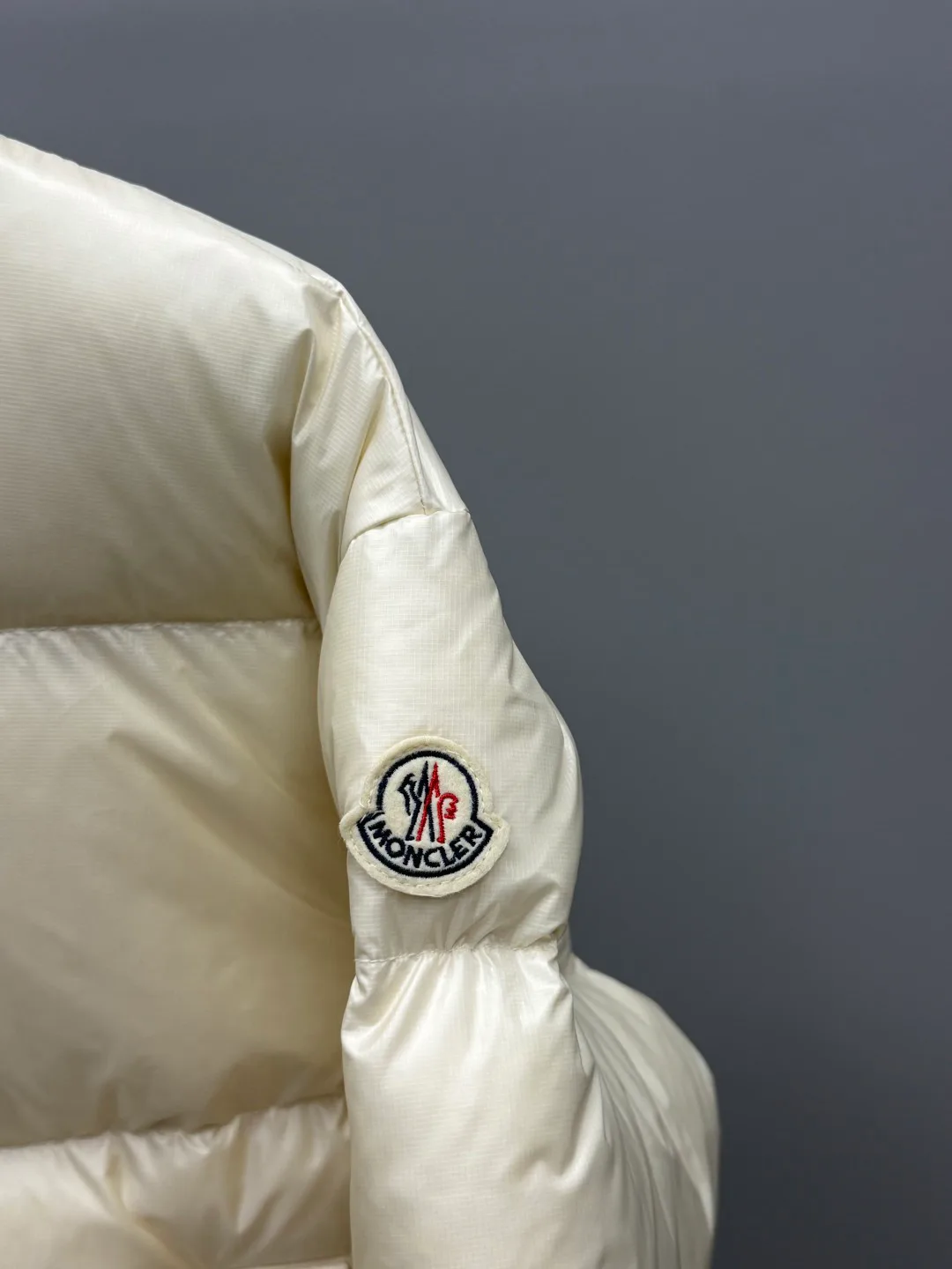 Куртки И Пуховики Мужские Moncler 18684556