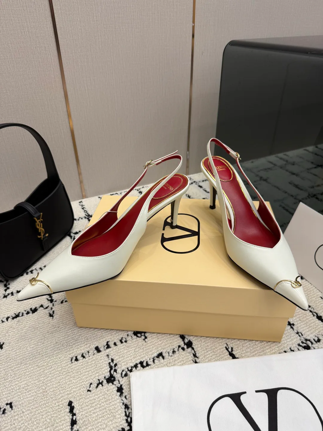 Women's Heels VALENTINO 18025153