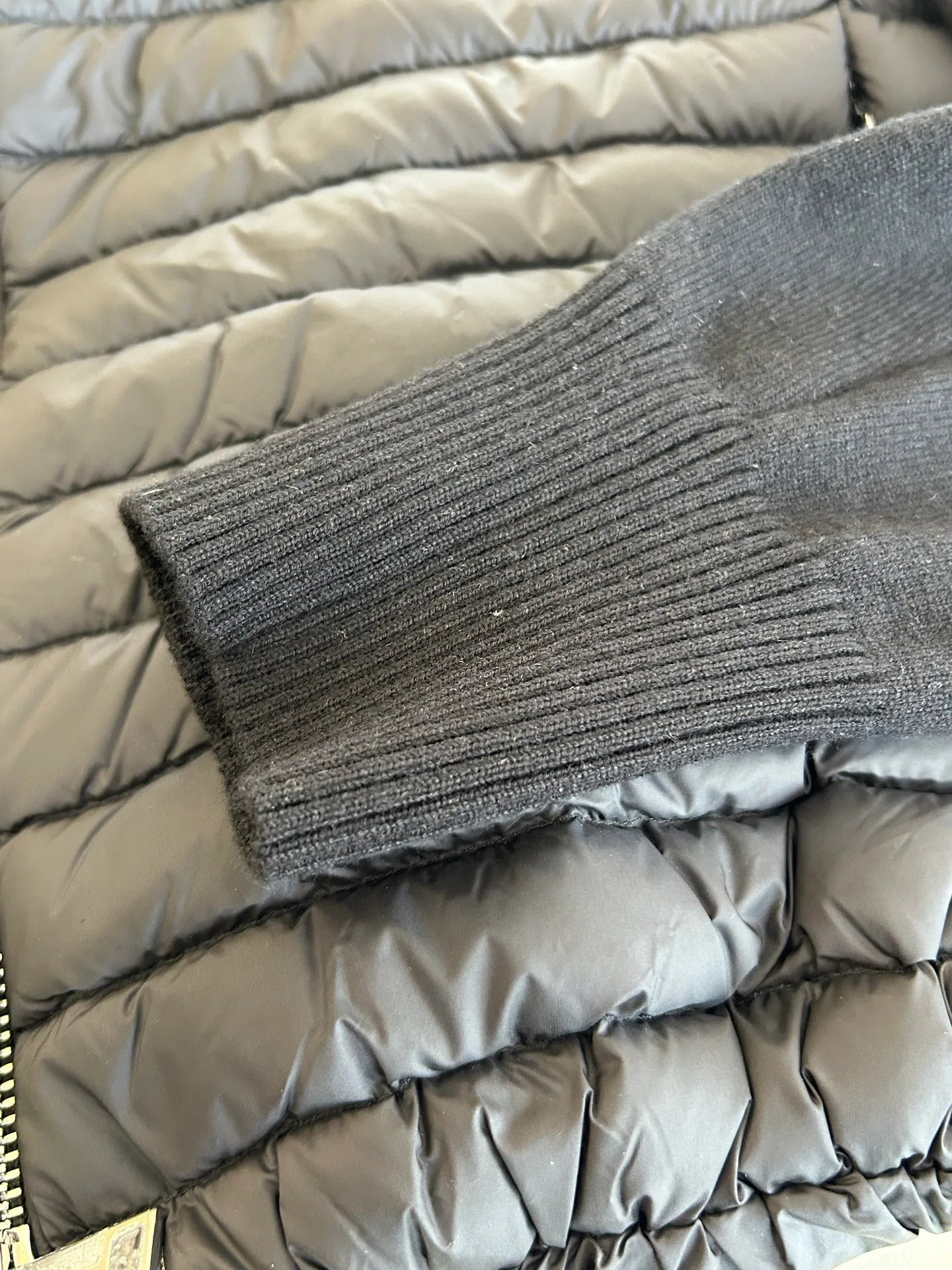 Men's Jumpers And Sweaters MONCLER 18330328