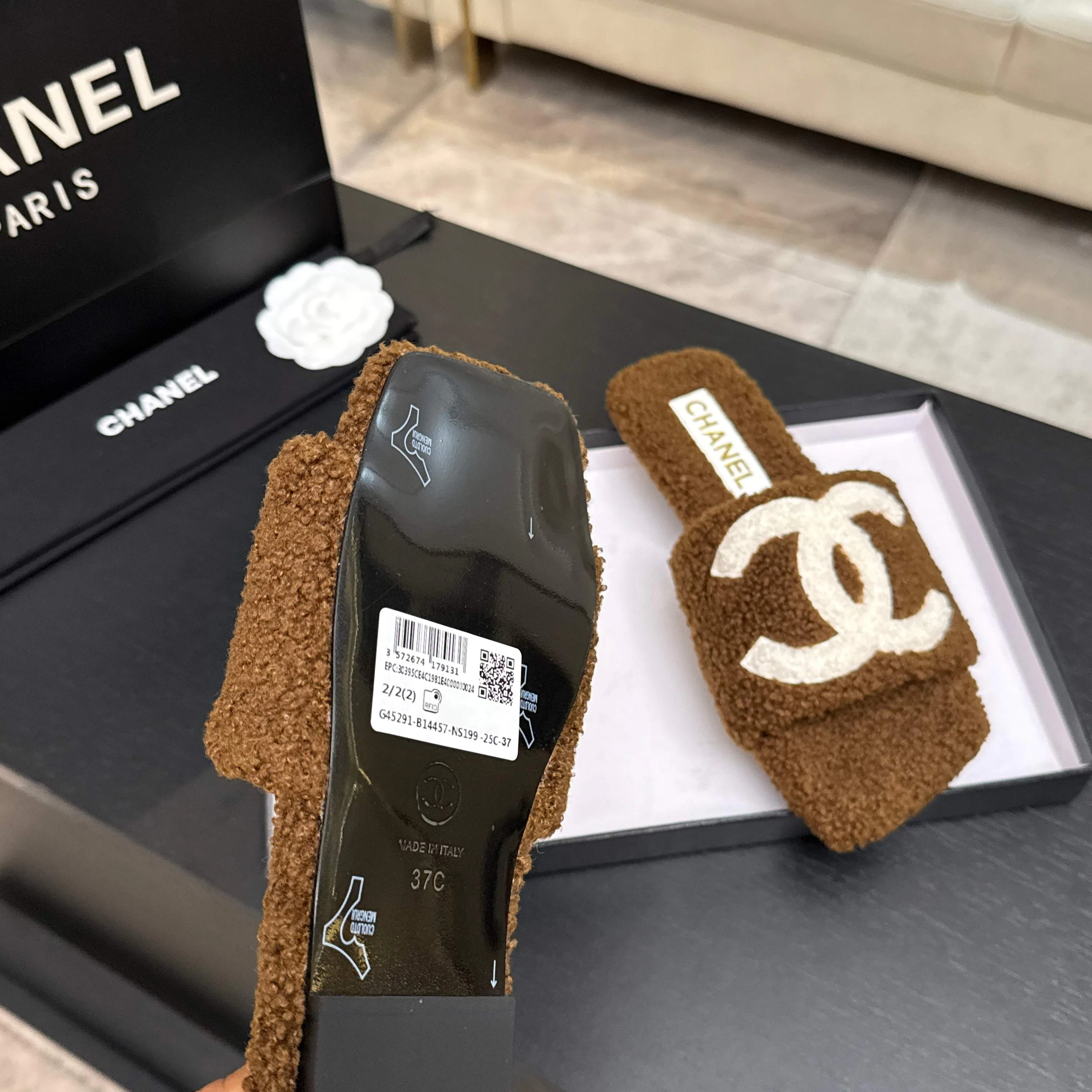 Women's Slippers CHANEL 18501008