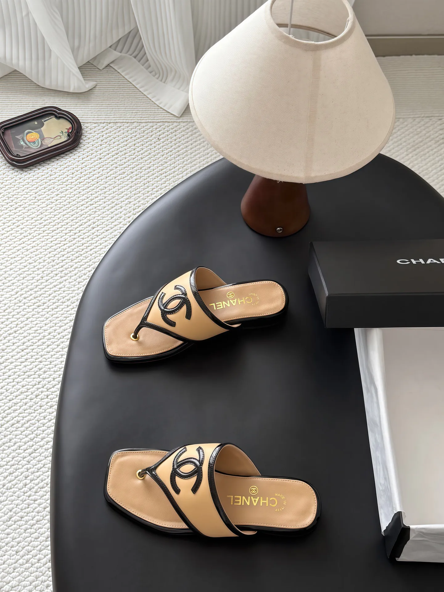 Women's Flip-Flops CHANEL 17526759