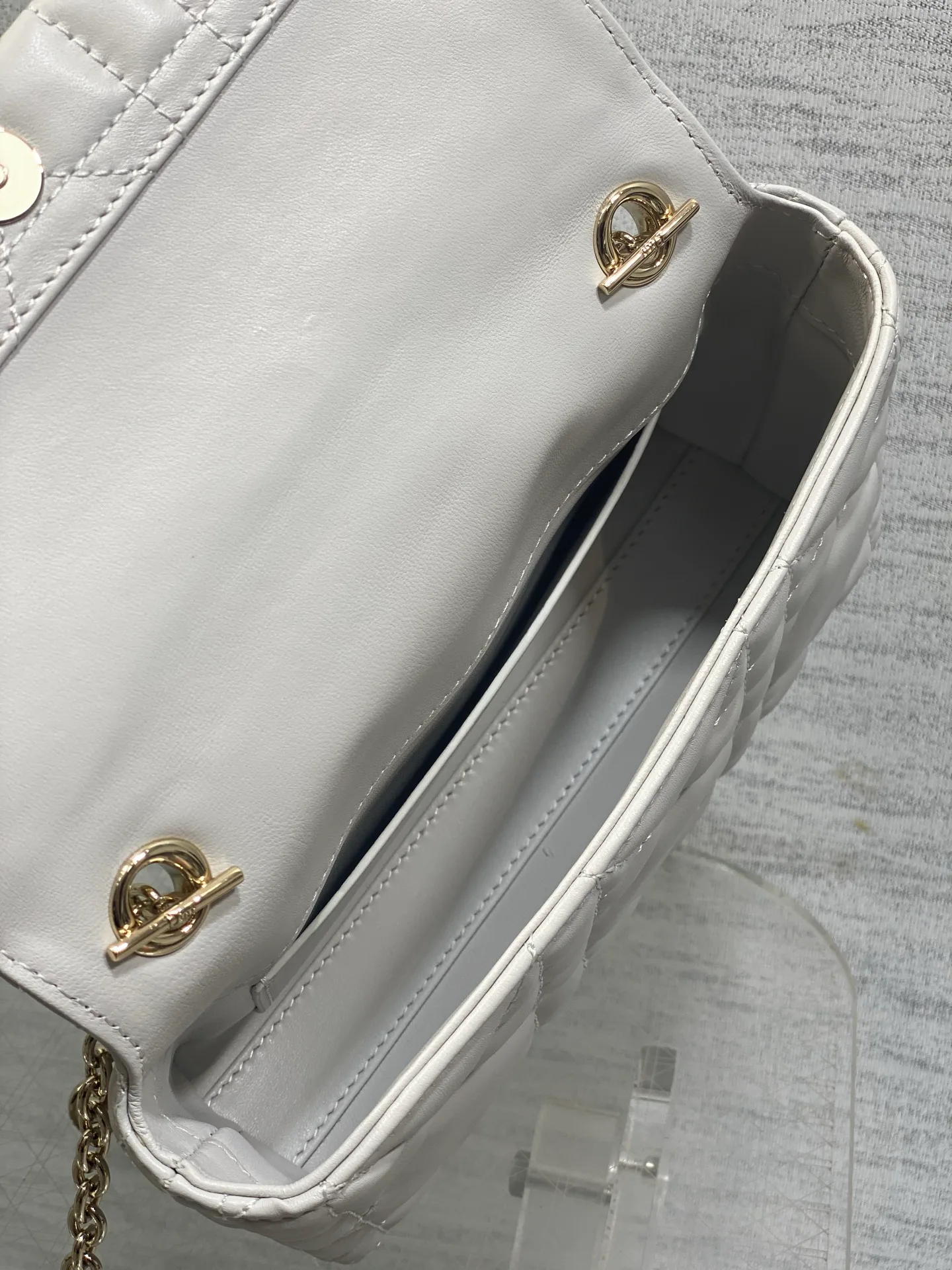 Women's Classic Handbags CHRISTIAN DIOR 17820236