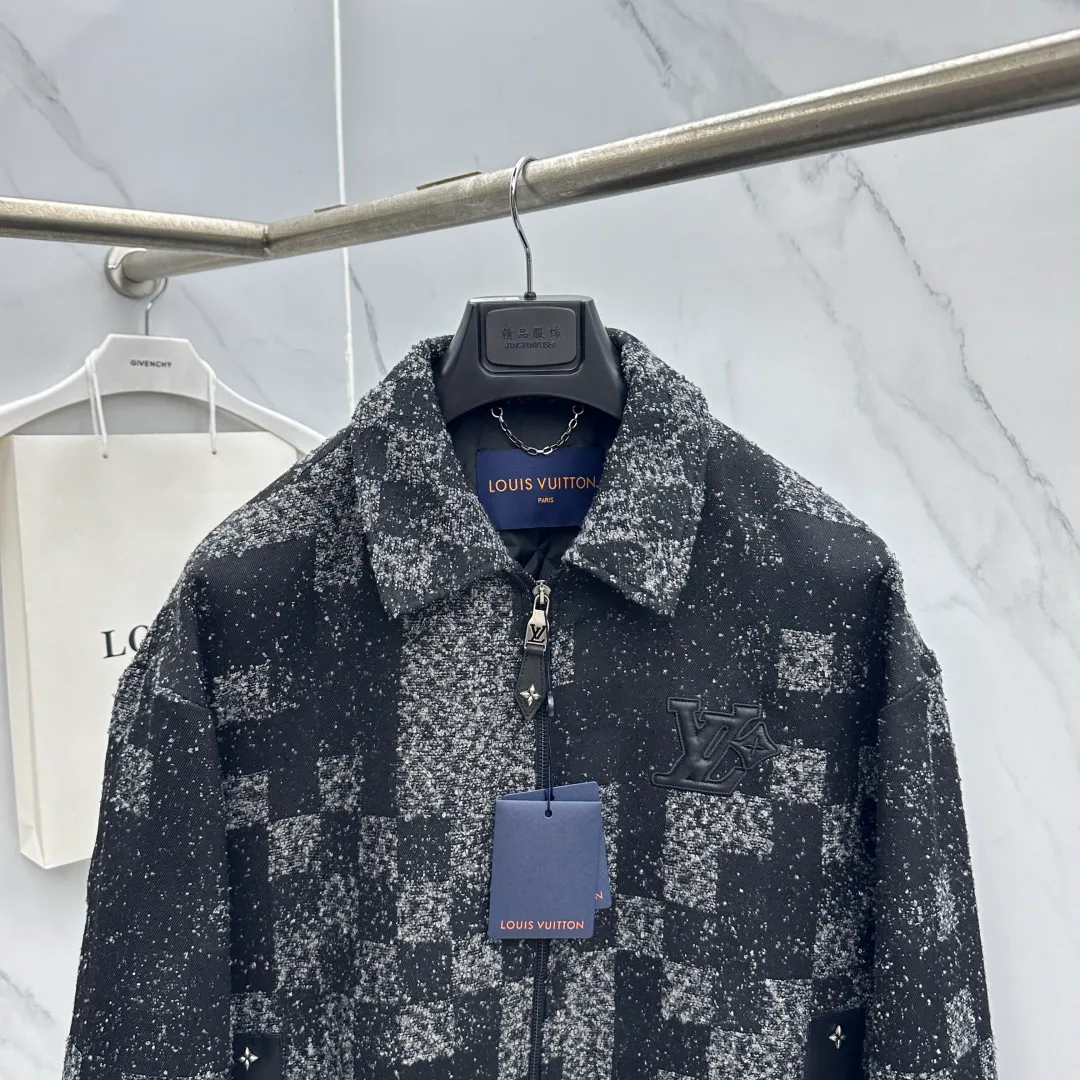 Men's Jackets And Down Jackets LOUIS VUITTON 18246857