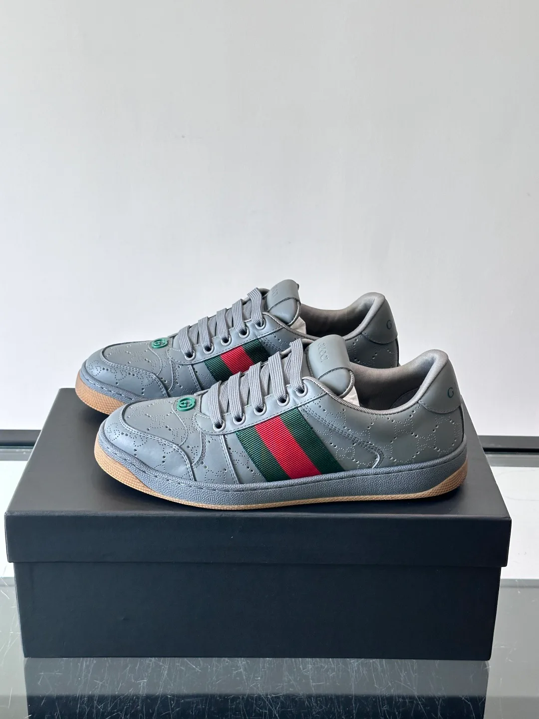 Women's Sneakers GUCCI 18101948