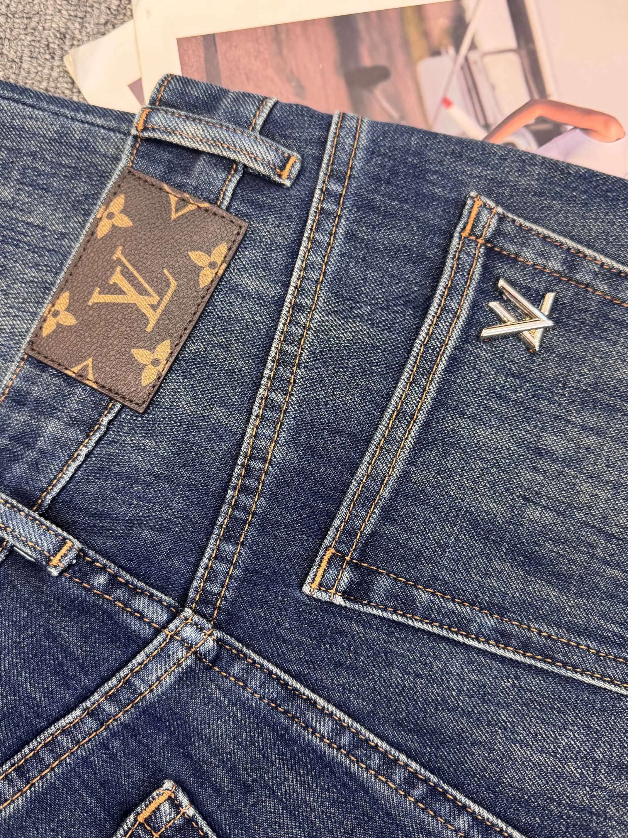 Women's Jeans LOUIS VUITTON 17908328