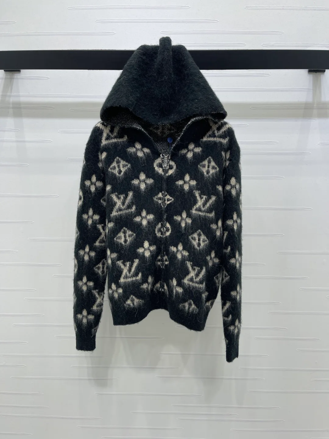 Women's Jumpers And Sweaters LOUIS VUITTON 18333047